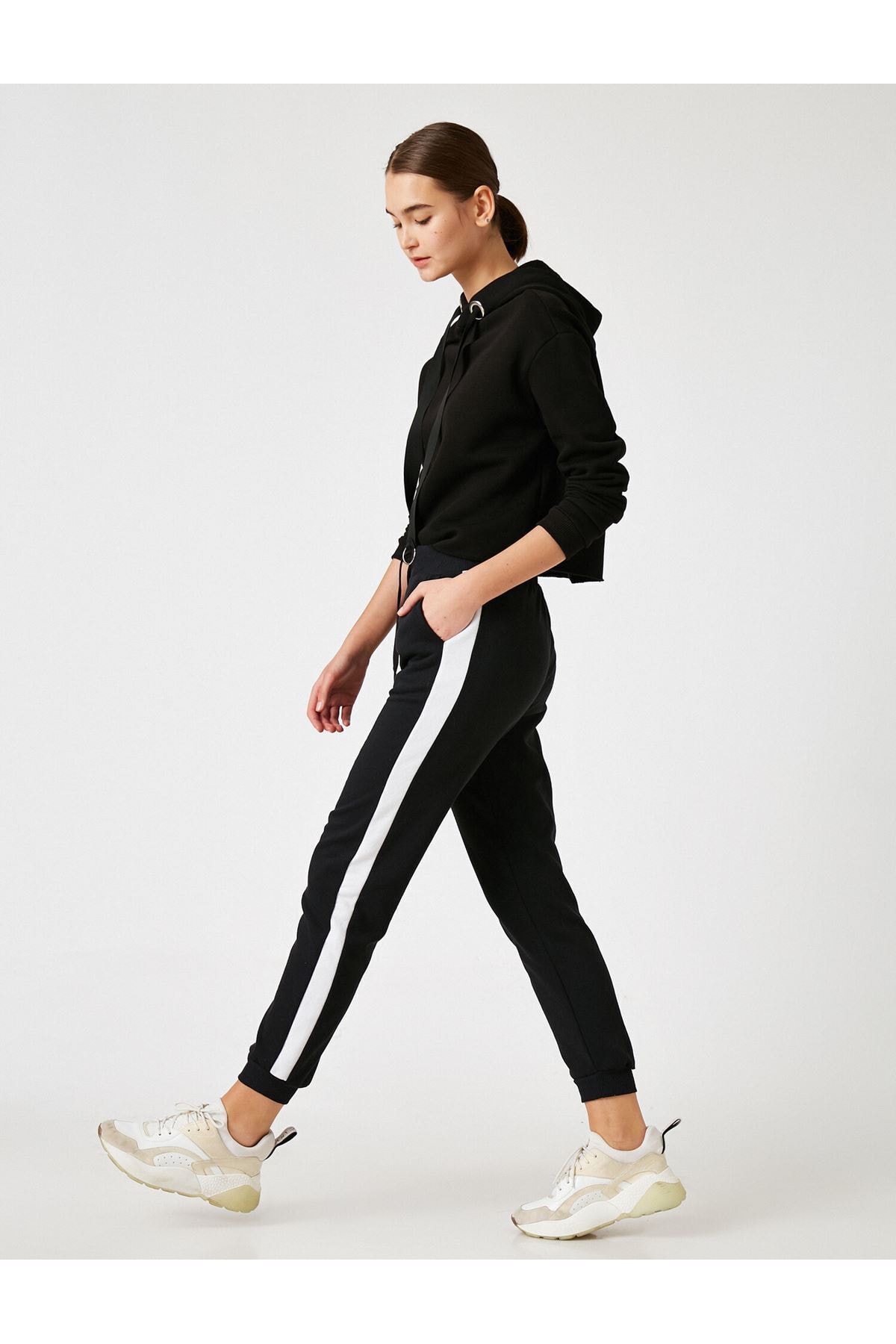 Women Black Tracksuit White Strips (2)