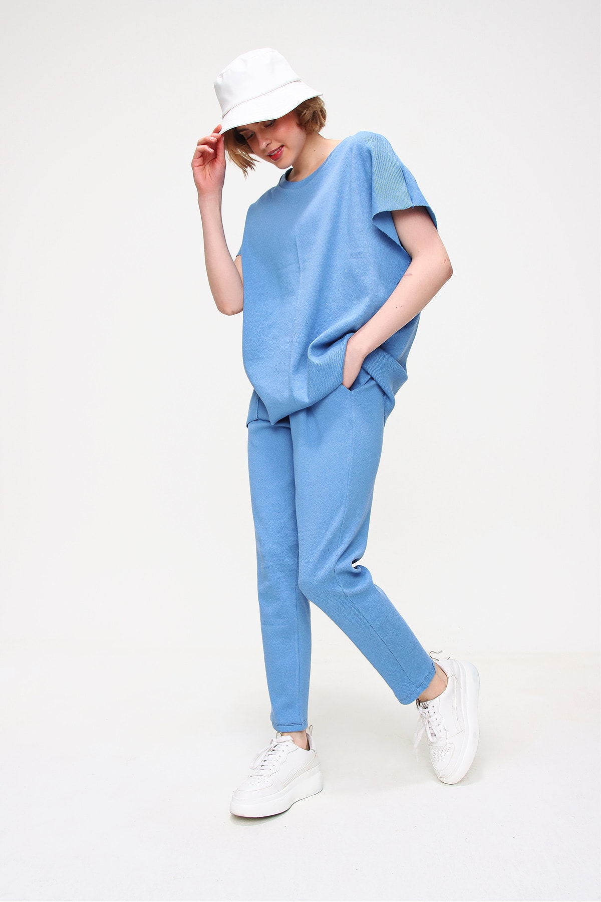 Women's Blue Crew Neck Ribbed Tracksuit