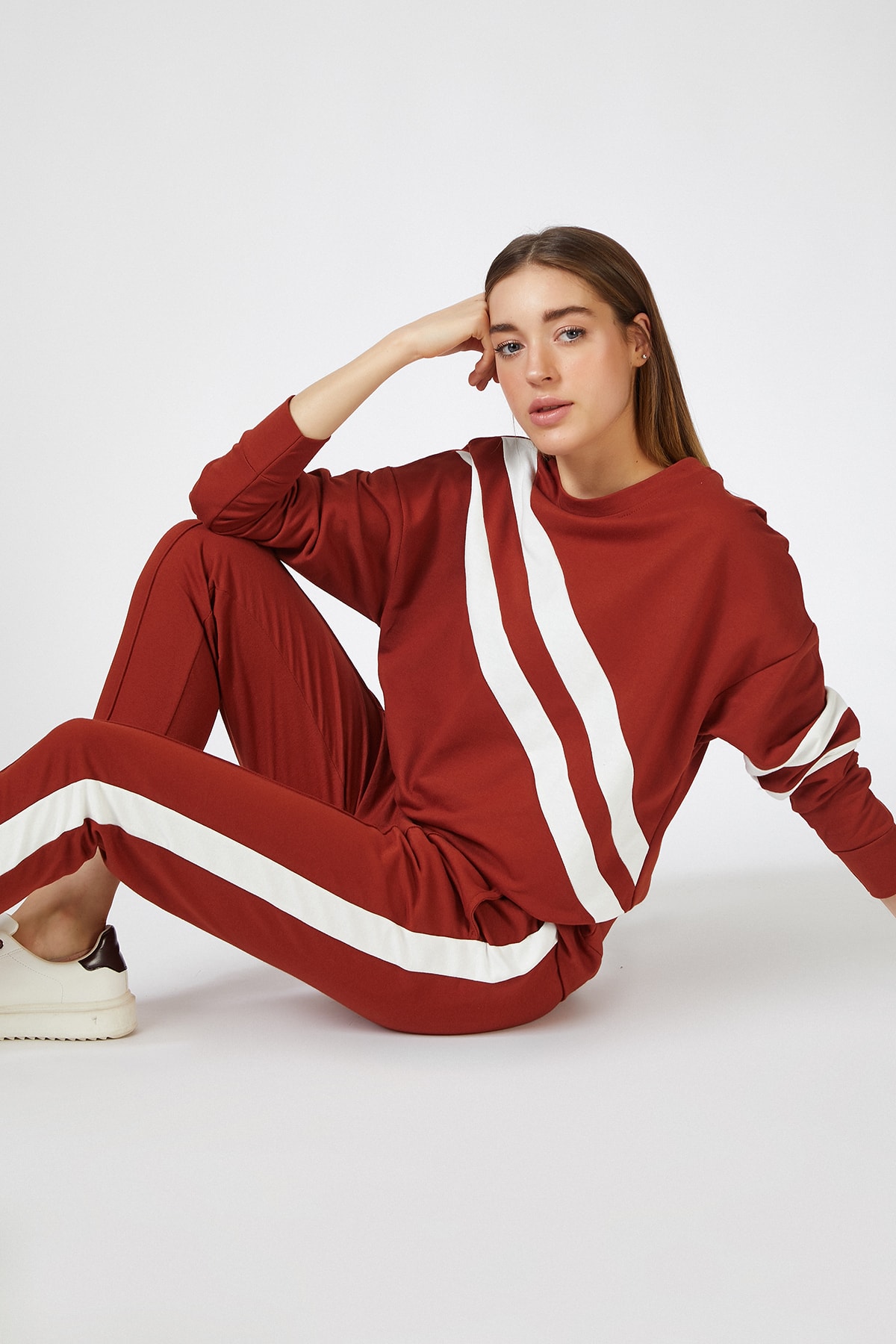 Women’s Marron Tracksuit White Stripe Detailed Set