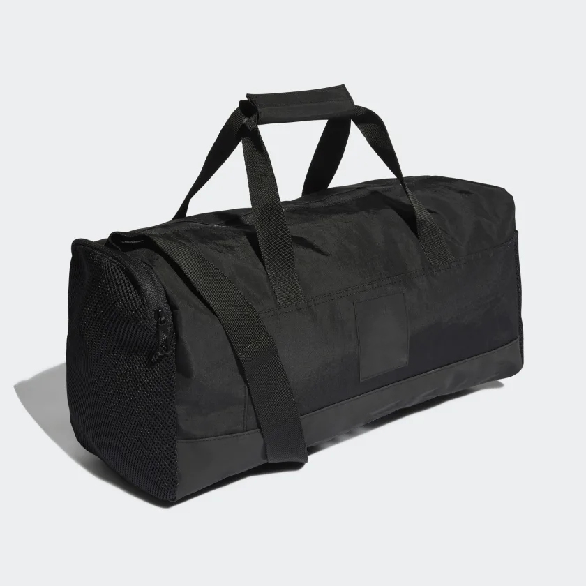New Wholesale Waterproof Polyester Fitness Room Bag Sport Gym Duffel Trending Bags